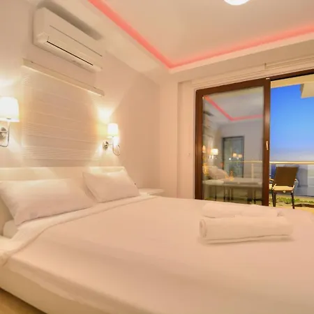 Villa Sleeps 10 Pool Air Con Wifi