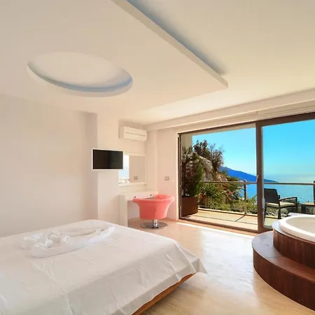 Villa Sleeps 10 Pool Air Con Wifi Kalkan